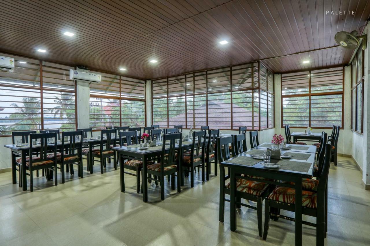 Grand Ayur Island Hotel Perumbalam Eksteriør billede